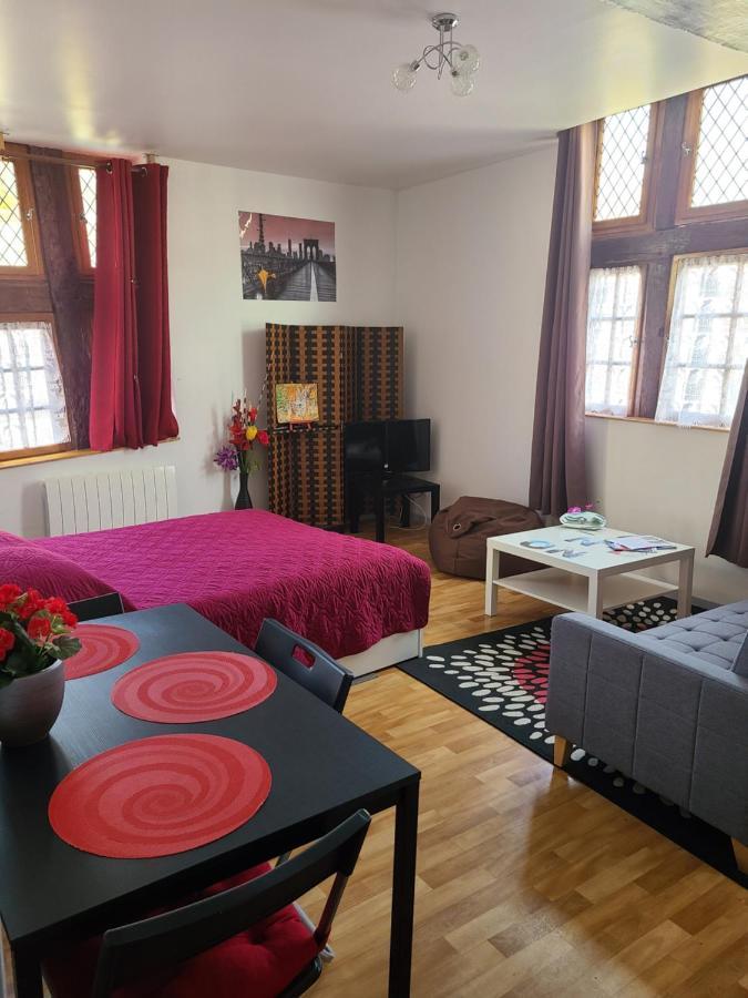 Appartement Du Vieux Troyes Exterior photo
